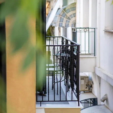 Luxury - Le Petit Bati Volos