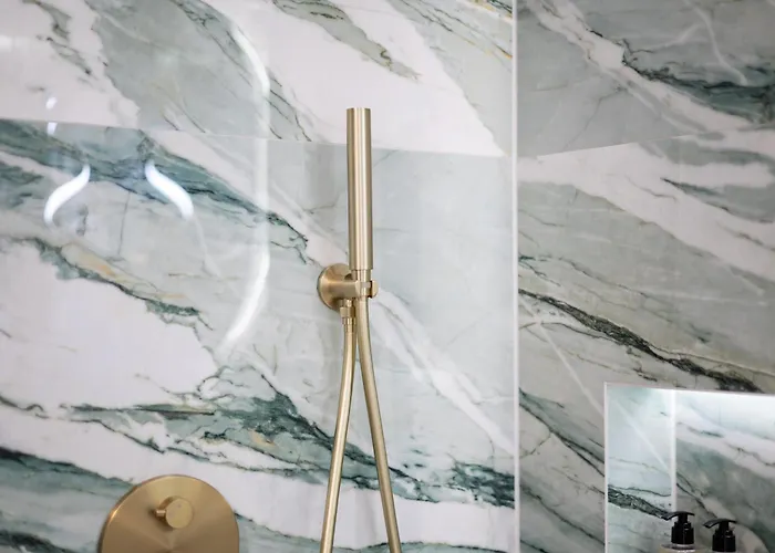 Luxury - Le Petit Bati Βόλος