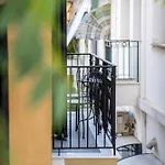 Luxury - Le Petit Bati Volos