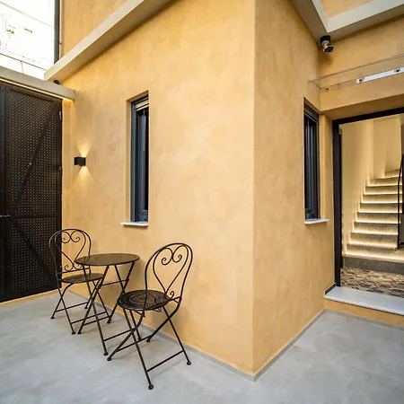 Luxury - Le Petit Bati Apartment