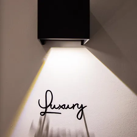 Luxury - Le Petit Bati